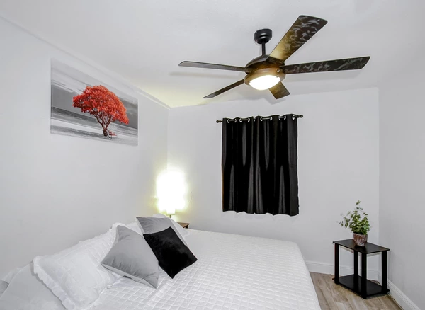 Coliving in Live Oaks Square - East Tampa, Tampa
