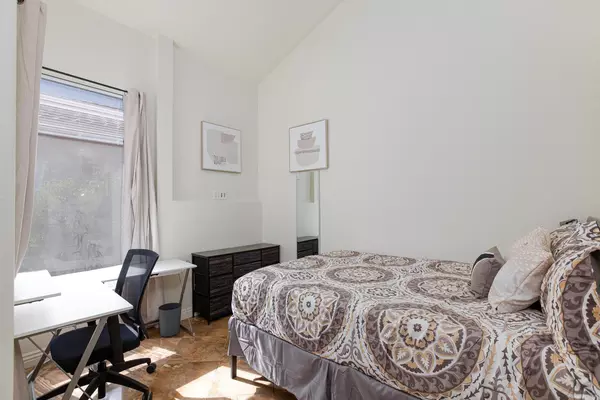 Coliving in North Las Vegas - North Las Vegas, Las Vegas