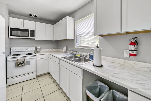 Coliving in Hyde Park JAX - Westside, Jacksonville