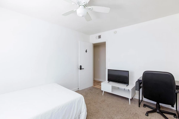Coliving in North Las Vegas - North Las Vegas, Las Vegas