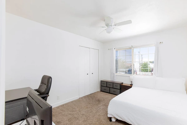 Coliving in North Las Vegas - North Las Vegas, Las Vegas