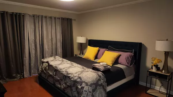 Coliving in University City North - North Charlotte, Charlotte