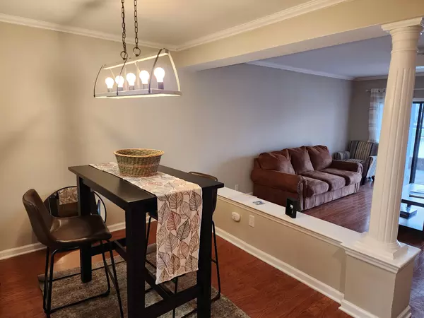 Coliving in University City North - North Charlotte, Charlotte