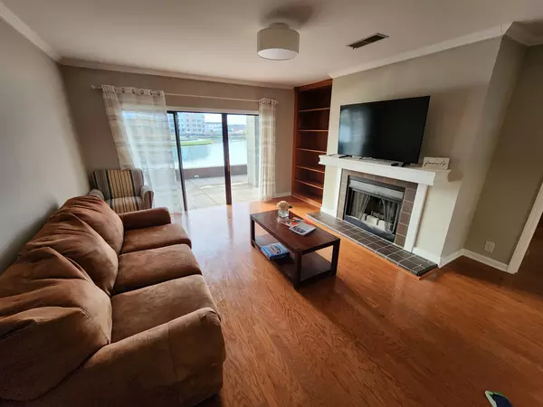 Coliving in University City North - North Charlotte, Charlotte
