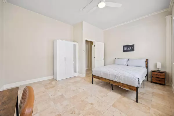 Coliving in Far West Side - West SATX, San Antonio