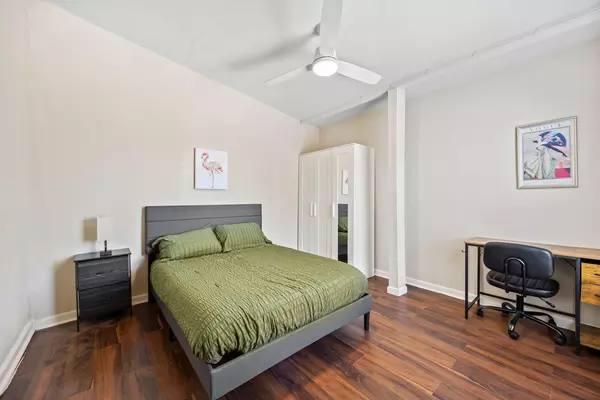 Coliving in Far West Side - West SATX, San Antonio