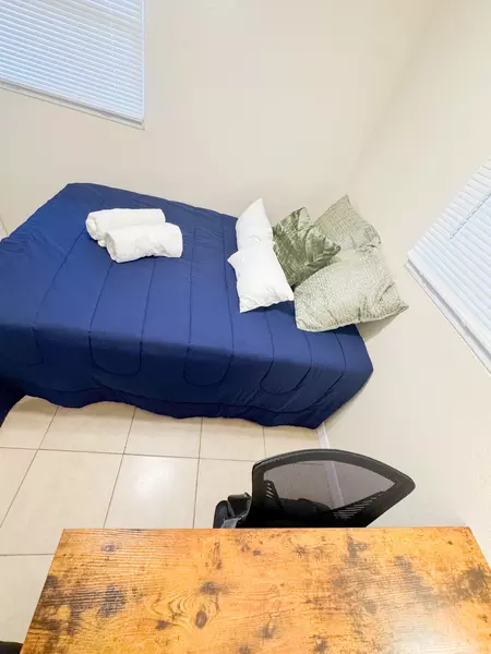 Coliving in Largo - Clearwater-St. Petersburg, Tampa