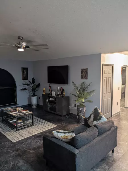 Coliving in Highlands - Northside, Jacksonville