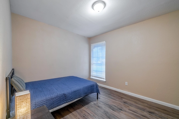 Coliving in Acres Home - Nw Houston, Houston
