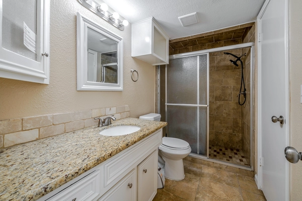 Coliving in Acres Home - Nw Houston, Houston