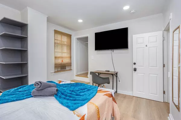 Coliving in Pikesville - Baltimore Metro Area, Washington DC