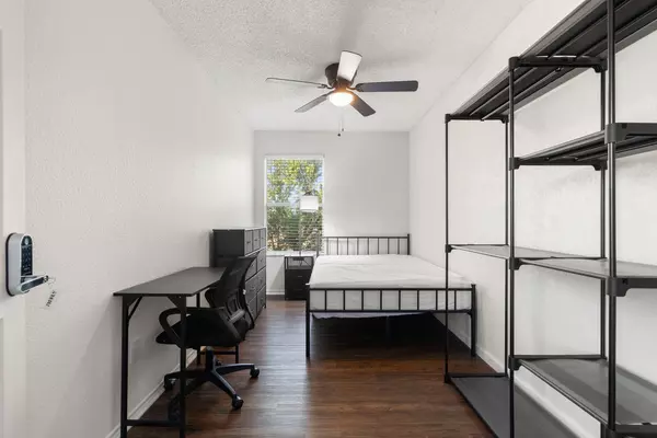 Coliving in Hutchins - Se Dallas, Dallas