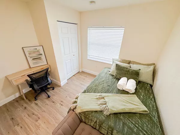 Coliving in Kenwood - Clearwater-St. Petersburg, Tampa