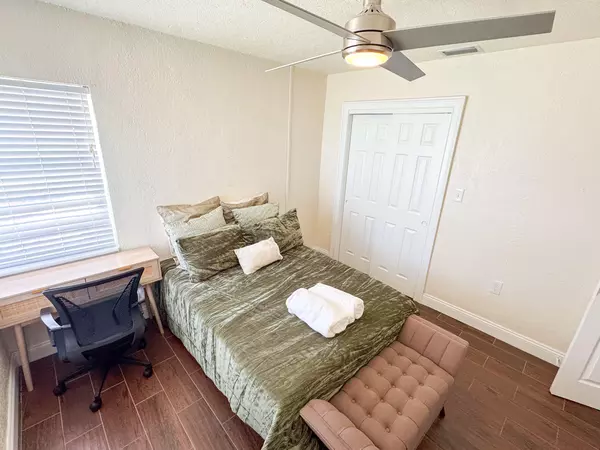 Coliving in Kenwood - Clearwater-St. Petersburg, Tampa