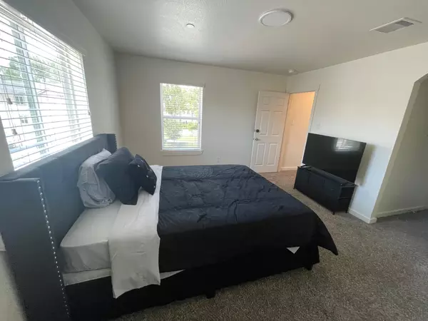 Coliving in Cypress TX - Nw Houston, Houston