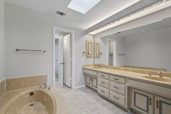 Coliving in Grand Prairie - Sw Dallas, Dallas