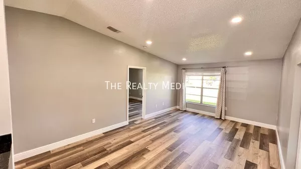 3 bedrooms apartment for rent in Azalea Park - East Orlando, Orlando