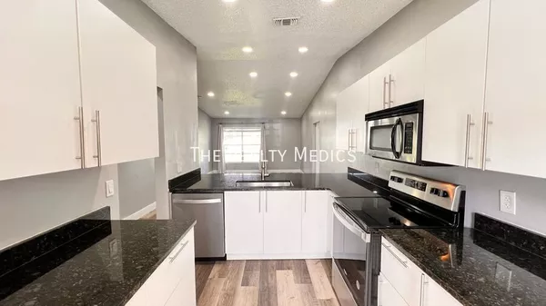 3 bedrooms apartment for rent in Azalea Park - East Orlando, Orlando