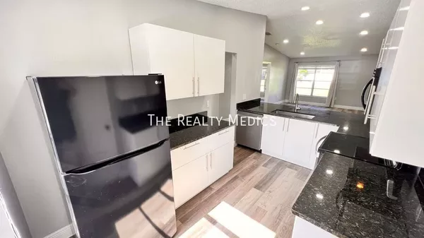 3 bedrooms apartment for rent in Azalea Park - East Orlando, Orlando