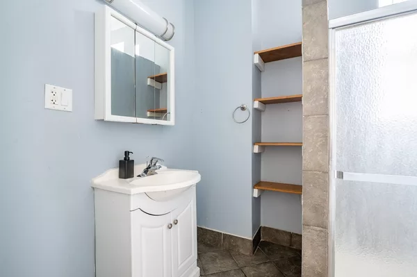 Coliving in Ukrainian Village - West Side, Chicago