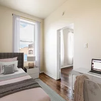 Coliving in Ukrainian Village - West Side, Chicago