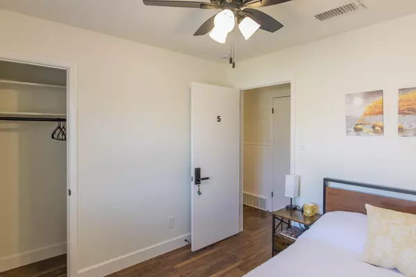 Coliving in Irving - Sw Dallas, Dallas