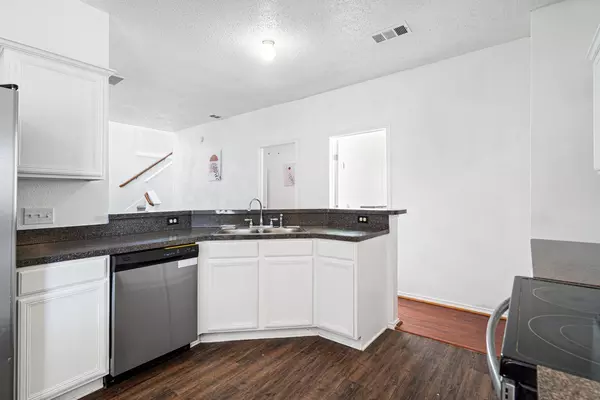 Coliving in Highland Hills - Se Dallas, Dallas