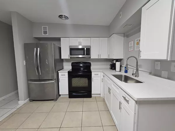 Coliving in Holden Heights - Central Orlando, Orlando