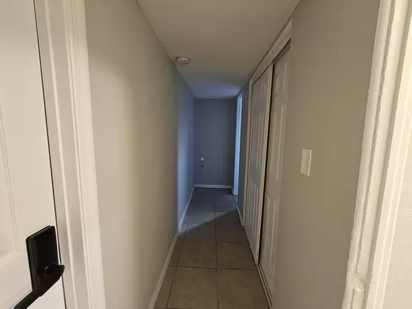 Coliving in Holden Heights - Central Orlando, Orlando