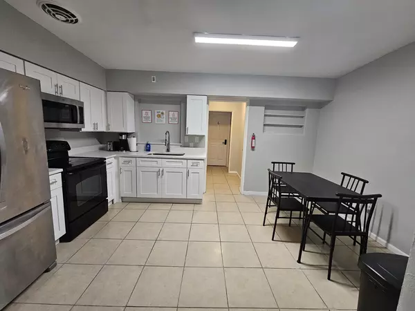 Coliving in Holden Heights - Central Orlando, Orlando