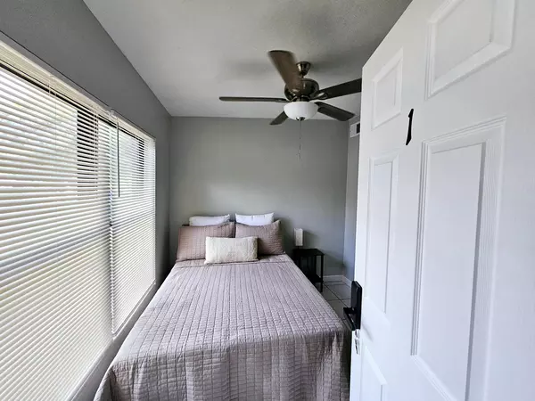 Coliving in Holden Heights - Central Orlando, Orlando