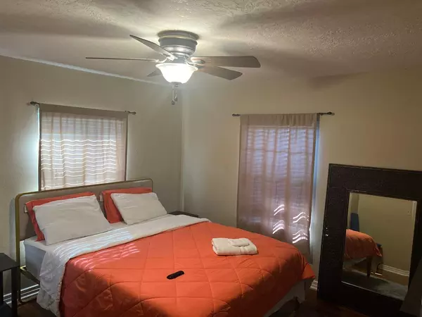 Coliving in Hyde Park JAX - Westside, Jacksonville