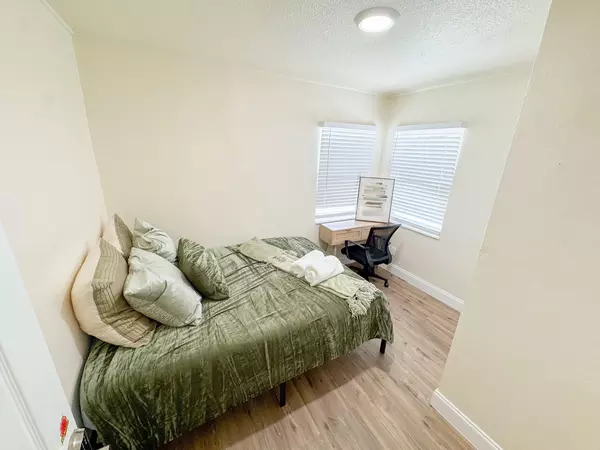 Coliving in Kenwood - Clearwater-St. Petersburg, Tampa