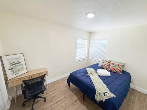 Coliving in Kenwood - Clearwater-St. Petersburg, Tampa