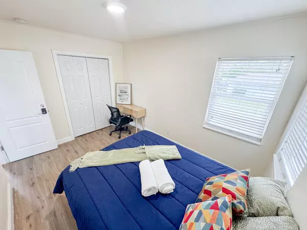 Coliving in Kenwood - Clearwater-St. Petersburg, Tampa