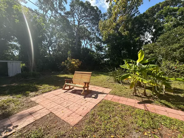 Coliving in Shore Acres - Clearwater-St. Petersburg, Tampa
