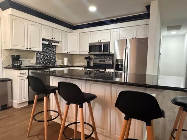 Coliving in Shore Acres - Clearwater-St. Petersburg, Tampa