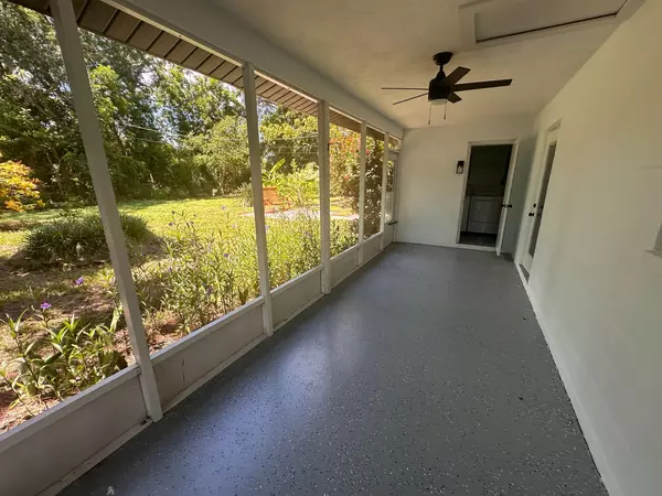 Coliving in Shore Acres - Clearwater-St. Petersburg, Tampa