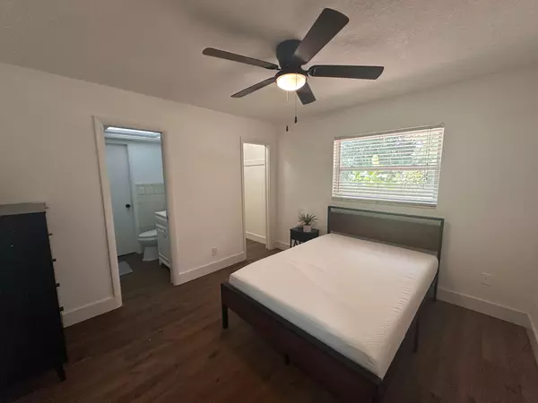 Coliving in Shore Acres - Clearwater-St. Petersburg, Tampa