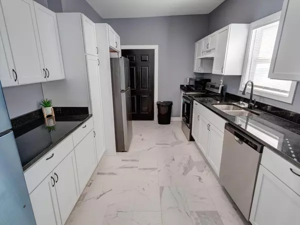 6 bedrooms apartment for rent in Garfield Park Indy - Central Indy, Indianapolis