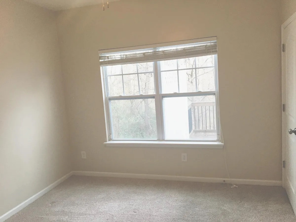 Coliving in University City South - North Charlotte, Charlotte