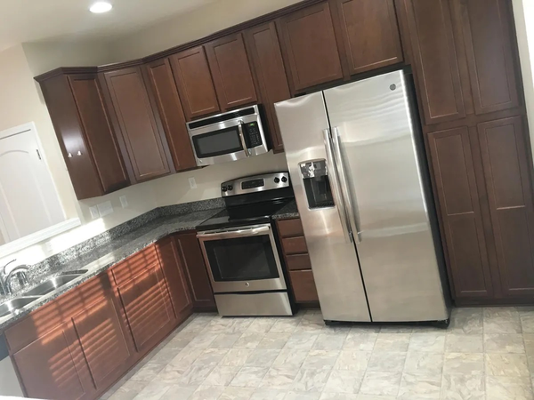 Coliving in University City South - North Charlotte, Charlotte