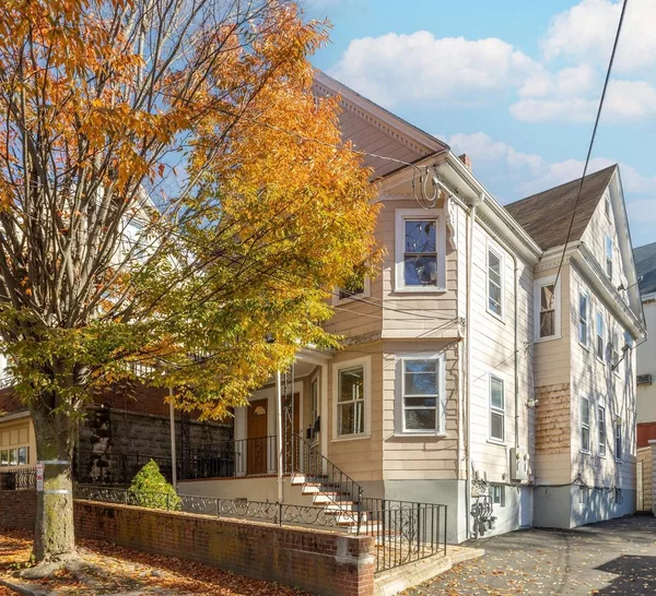 Coliving in Winter Hill - Somerville, Boston