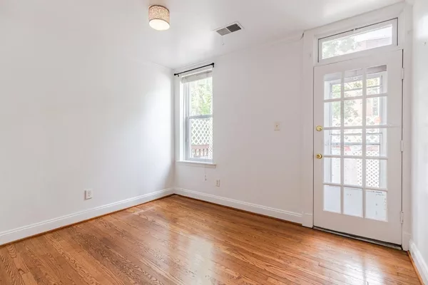 3 bedrooms apartment for rent in Adams Morgan - Washington Northwest, Washington DC