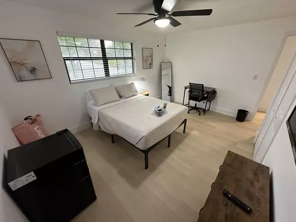 Coliving in Daytona Beach - Outer Orlando, Orlando