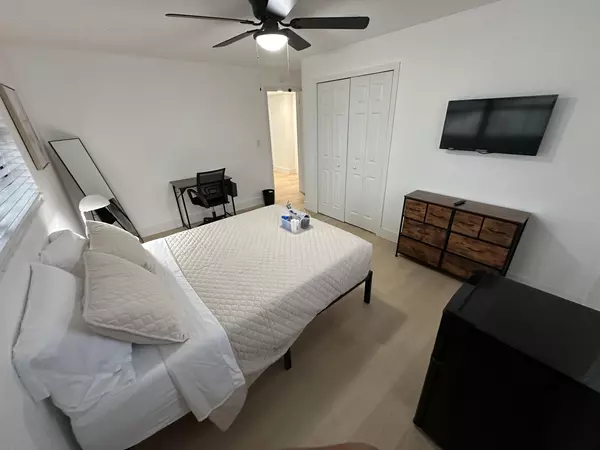 Coliving in Daytona Beach - Outer Orlando, Orlando