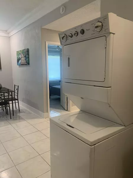 Coliving in Pompano Beach - Broward County, Miami