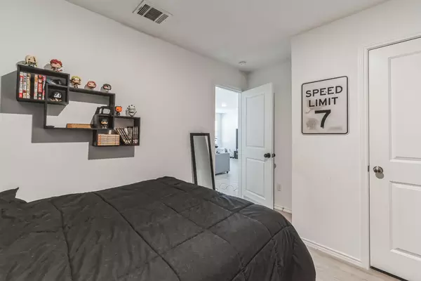 Coliving in Brooks City Base - South SATX, San Antonio