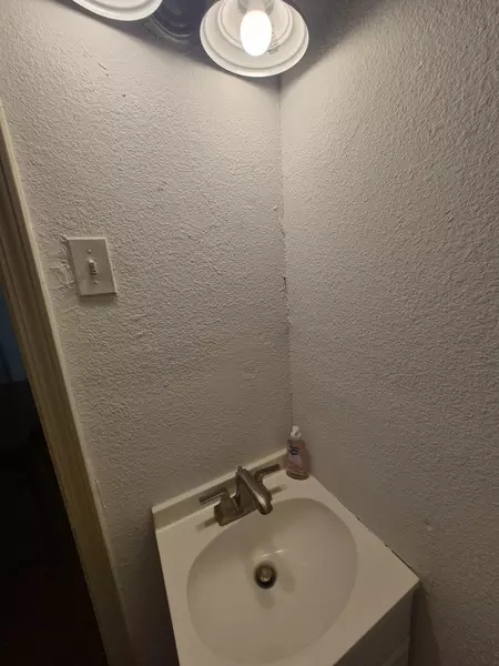 Coliving in Coliseum Willow Park - East SATX, San Antonio