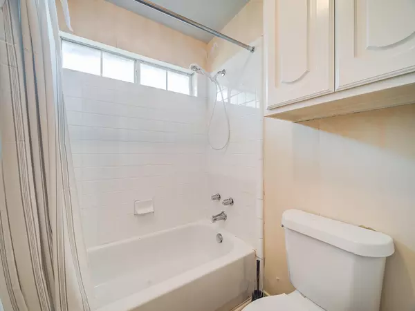 Coliving in DeSoto - Sw Dallas, Dallas